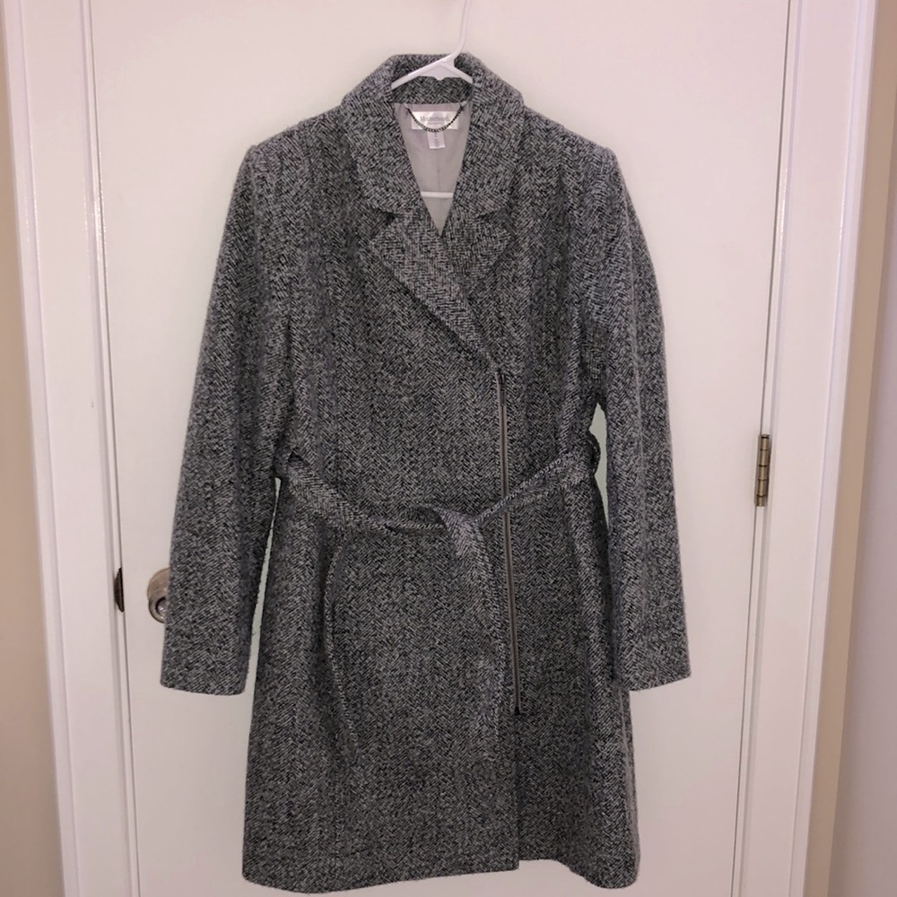 Maternity coat